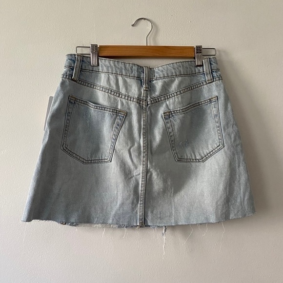 Free People Exposed Button Fly Frayed Boho Distressed Denim Mini skirt - Picture 3 of 7